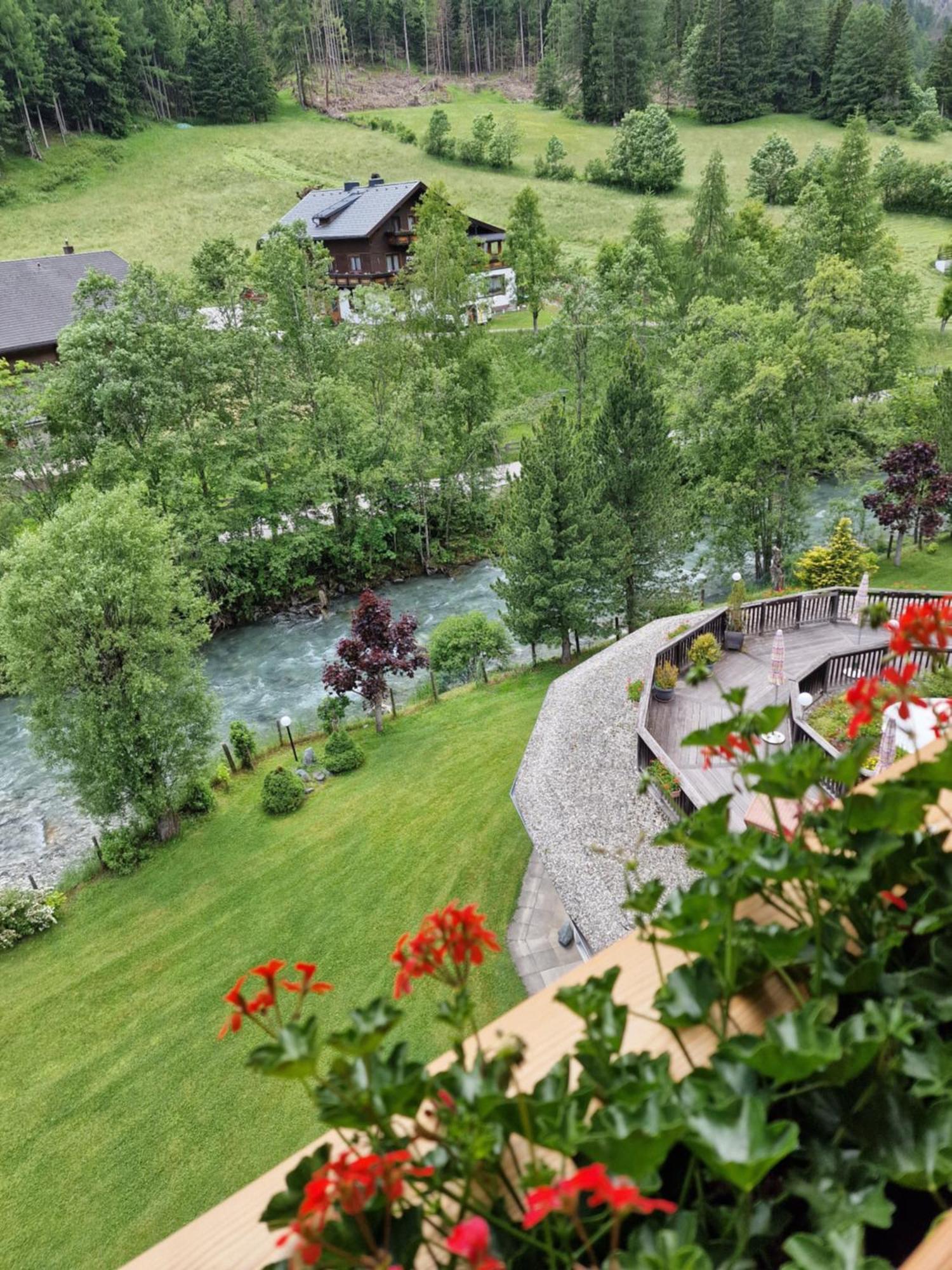 Hotel Kaerntnerhof Heiligenblut Eksteriør billede